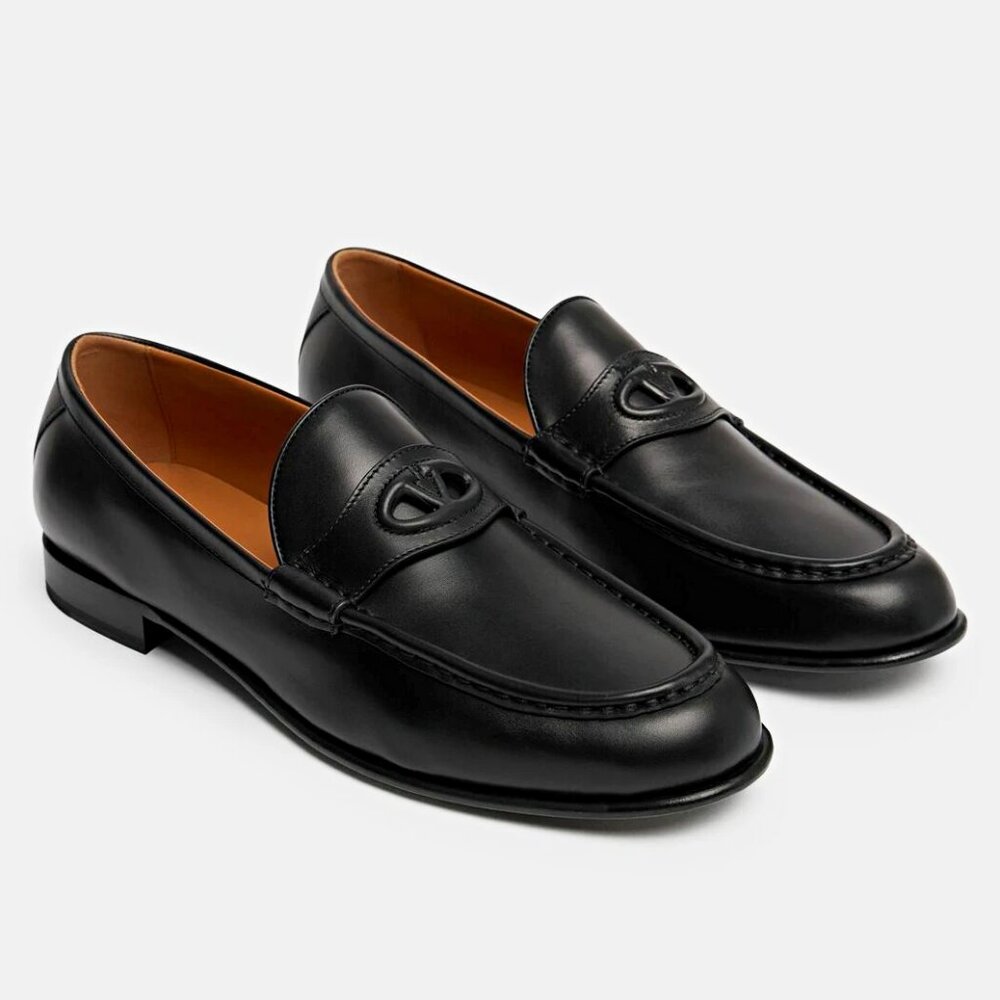 Valentino Garavani Men's Vlogo Signature Penny Loafer Black Size 45 (MSRP $980)